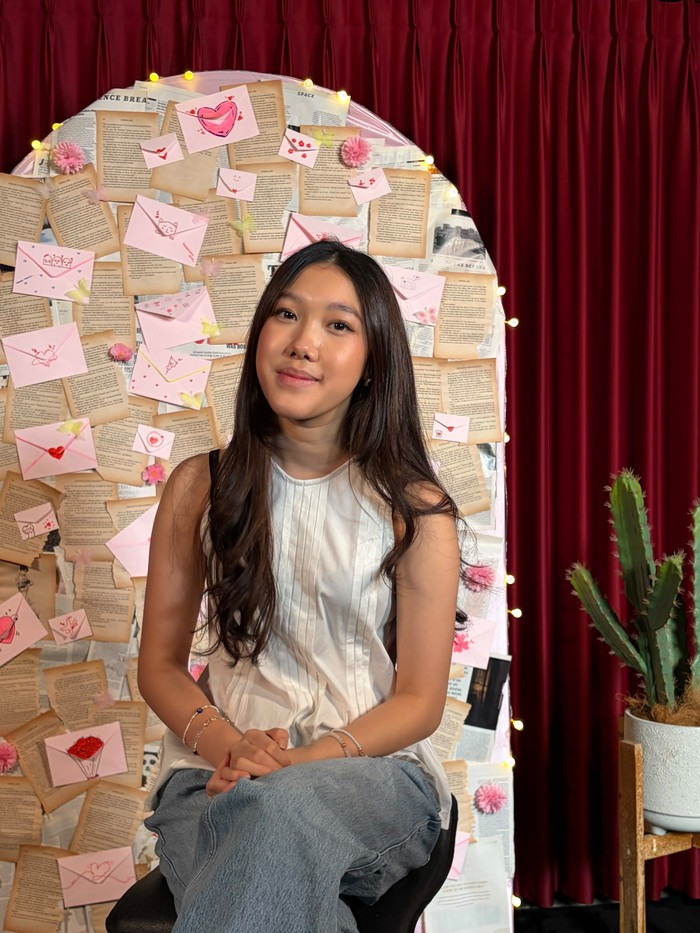 Penyanyi muda Jenaka Mahila luncurkan single Memendam Suka, lagu catchy tentang cinta remaja. Dengar sekarang di semua platform musik digital!