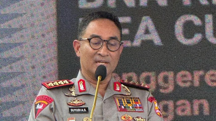 Kapolri Jenderal Suyudi Ario Seto menyampaikan pengungkapan laboratorium rahasia (clandestine lab) narkotika terbesar di Indonesia yang dibongkar aparat gabungan di Pidie, Aceh (dok Istimewa)