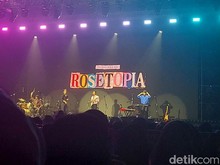 The Rose Buka Konser ROSETOPIA Jakarta dengan Gelegar!