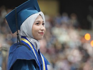Meski Harus Riset Saat Hamil, Noerma Tetap Jadi Lulusan Terbaik S3 ITB