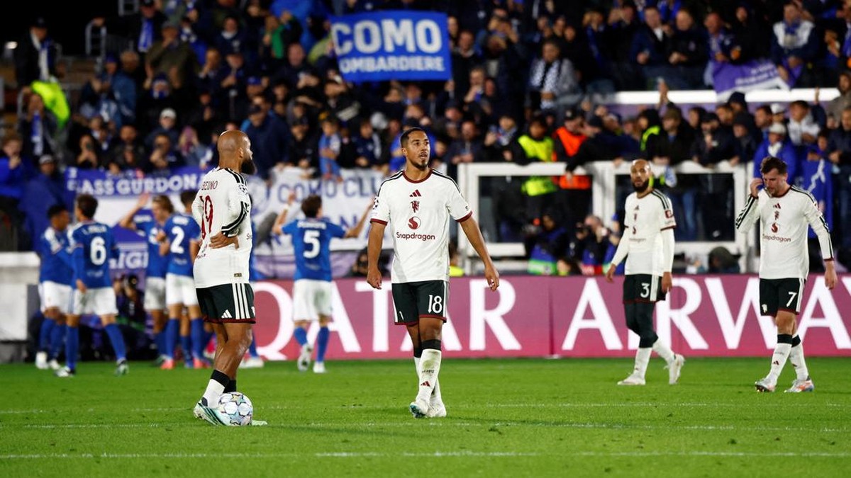 Pemain Manchester United diberi waktu libur sehari usai dibantai Como. (REUTERS/Alessandro Garofalo)