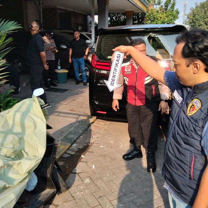 Mantan anggota Kopassus menjadi korban pembacokan di perumahan wilayah Cakung Timur, Jakarta Timur (Jaktim). Korban mengalami luka di bagian kepala. (dok Istimewa)