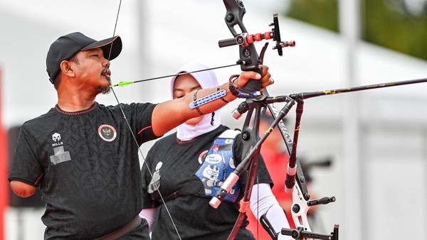 Kholidin-Ross Noveria Sumbang Perak dari Panahan Asian Para Games 2026