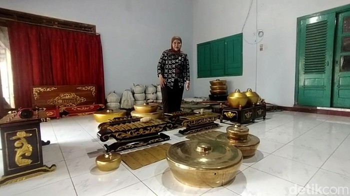 Melihat dari Dekat Kerajinan Gamelan di Jatirejo Nganjuk Melihat dari Dekat Kerajinan Gamelan di Jatirejo Nganjuk