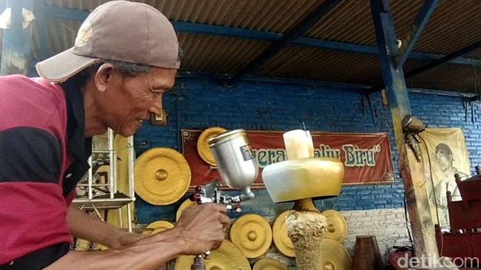 Melihat dari Dekat Kerajinan Gamelan di Jatirejo Nganjuk Melihat dari Dekat Kerajinan Gamelan di Jatirejo Nganjuk