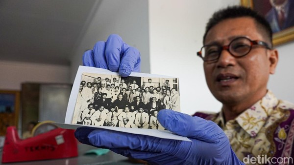 Museum Sumpah Pemuda Rawat Artefak Langka, dari Gramophone 1927 hingga Buku Kartini