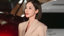 Park Min Young Jadi Bos Workaholic di Nine to Six