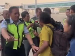 Penumpang Protes Penerbangan Wings Air Makassar-Baubau Batal