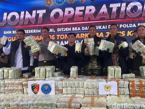 Peran 8 Tersangka Penyelundup 1 Ton Narkoba di Kapal Berbendera Asing