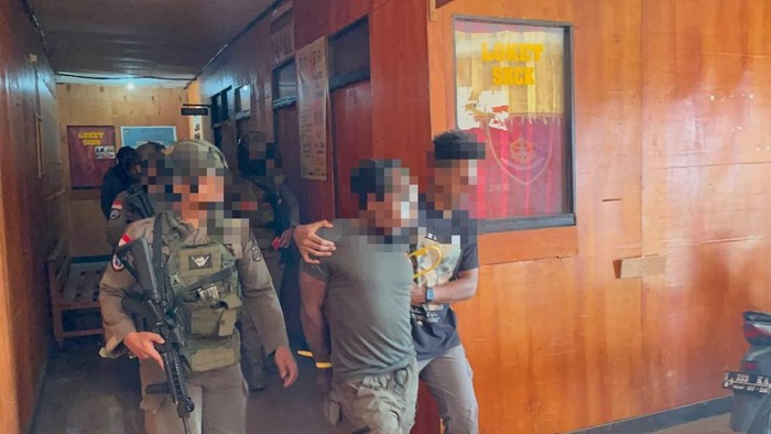 Polisi menangkap KK (33), DPO penganiayaan dan percobaan pemerkosaan di Puncak Jaya.