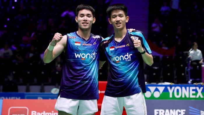 Raymond Indra/Nikolaus Joaquin melangkah ke perempatfinal French Open 2026. Meski pernah mengalahkan calon lawannya, Hu Ke Yuan/Lin Xiang Yi, ganda putra Indonesia itu tak mau jemawa dan tetap mewaspadai ancaman pasangan China tersebut.