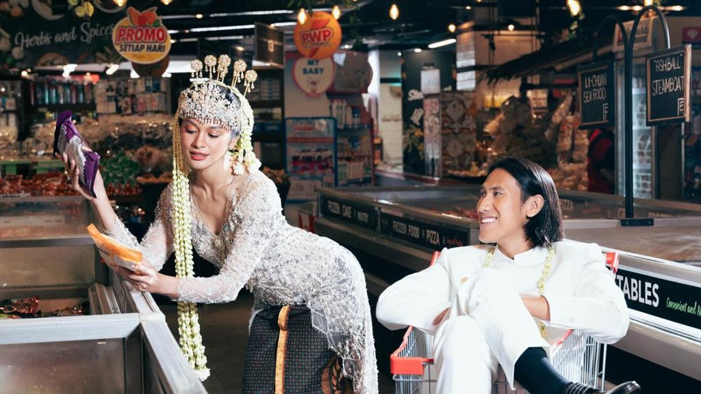 Unik! Konsep Prewedding Sean Gelael dengan Hana Malasan Curi Perhatian