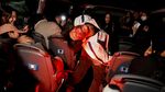 Terror Zombie Cengkeram Penumpang Bus Wisata di Seoul