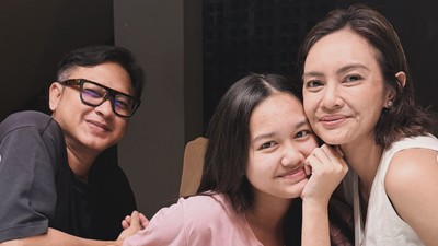 Potret Masayu Anastasia Rayakan Ultah ke-17 Putrinya, Kompak Dengan Lembu