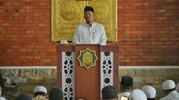 Wakil Wali Kota Kendari Sudirman, meresmikan Masjid Al-Hafizh di Kelurahan Kambu, Kecamatan Kambu.