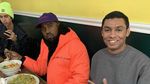 8 Potret Kanye West Makan Enak, Doyan Burger hingga Milkshake Jumbo