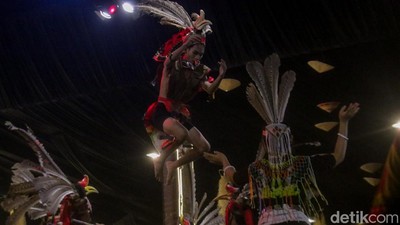 Atraksi Ksatria Dayak Tahol hingga Tari Jepen Sukses Memukau di Irau Malinau