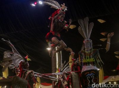 Atraksi Ksatria Dayak Tahol hingga Tari Jepen Sukses Memukau di Irau Malinau