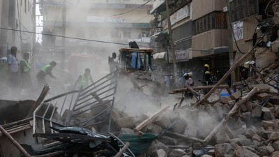 Bangunan 12 Lantai Ambruk di Nairobi, Petugas Cari Korban di Reruntuhan