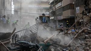 Bangunan 12 Lantai Ambruk di Nairobi, Petugas Cari Korban di Reruntuhan
