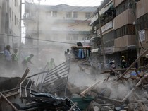 Bangunan 12 Lantai Ambruk di Nairobi, Petugas Cari Korban di Reruntuhan