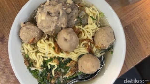 Baso Iga Mas Rodli. Baso Iga Mas Rodli.
