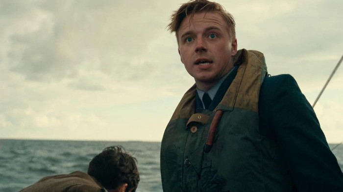 Aktor Jack Lowden saat berakting dalam film Dunkirk (2017).