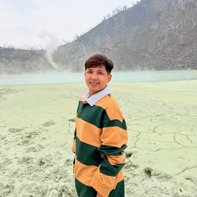 Alhamdulillah! Jirayut Bahagia Bawa Keluarga Liburan ke Kawah Putih Ciwidey