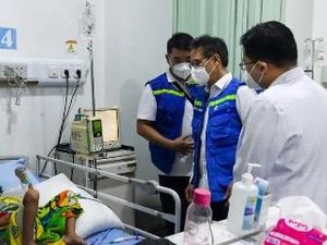 Viral Pakai Oksigen Saat Kunjungi Palangka Raya, Menkes Bantah Sesak Napas