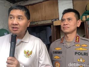 Menteri PKP, Mendagri hingga Kapolda Tinjau Bedah Rumah di Kampung Ambon
