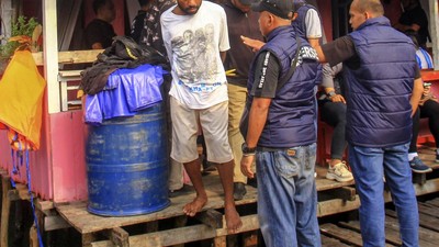 Polda Papua Gerebek Kampung Vietnam, 10 Orang Diamankan dan 10 Kg Ganja Disita