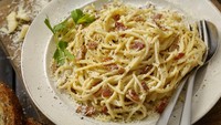 Resep Spaghetti Carbonara Creamy, Pakai Telur dan Keju Parut