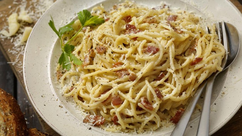 Resep Spaghetti Carbonara Creamy, Pakai Telur dan Keju Parut