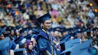 Baru 21 Tahun Sudah Lulus S2 Fisika ITB, Apa Rahasia Andi?