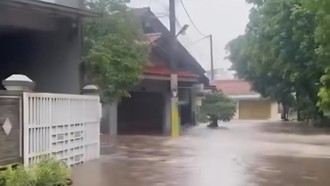 113 Rumah di Cibinong Terendam Banjir Akibat Tanggul Kali Sugu Tamu Jebol