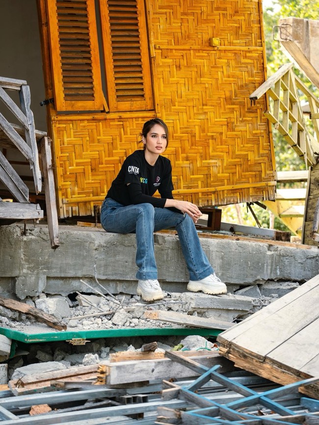 Cinta Laura Beraksi Buat Indonesia: Berkontribusi Meski Sedikit Itu Luar Biasa
