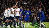 Chelsea Vs Spurs: Palmer Kartu Merah, The Blues Disikat 0-2