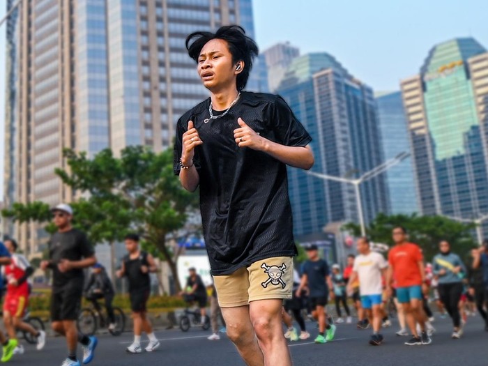 Fajar Sadboy lari