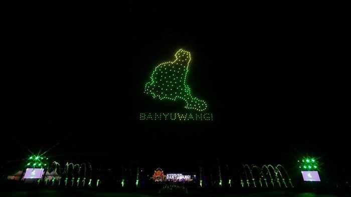 Gandrung Sewu 2026 Pertunjukan seni tari kolosal Gandrung Sewu 2026 digelar Sabtu (24/10) di Pantai Boom Banyuwangi