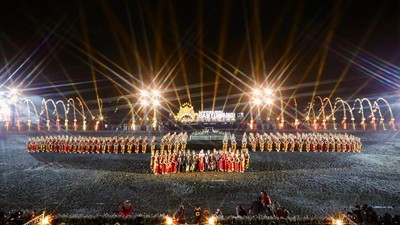 Potret Megahnya Tari Gandrung Sewu 2026 Berpadu dengan Teknologi