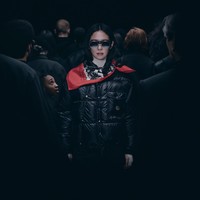 Jennie BLACKPINK Jadi Wajah Moncler, Pakai Jaket Gunung Ikonik dari 1952