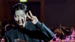 Hwang In Youp Buktikan Diri Jadi King of Fanservice di Jakarta
