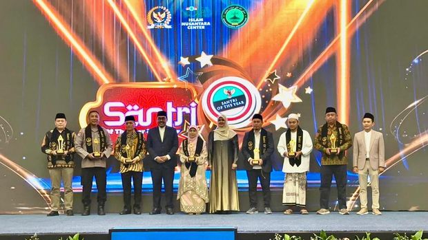 Ipda Purnomo dan Wakil Ketua MPR Jazilul Fawaid (Dok. Istimewa)