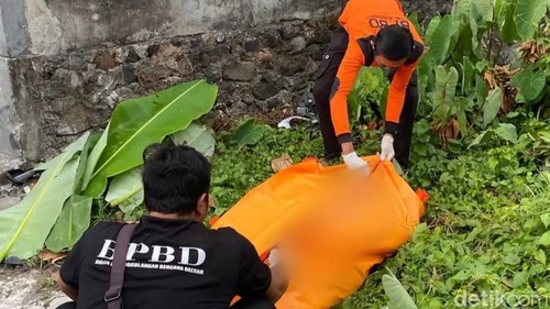 Jasad Pria asal Magelang, Jateng, yang ditemukan di lahan kosong dipastikan karena kecelakaan tunggal di Jalan Merta Agung, Kuta Utara, Minggu (25/10/2026).