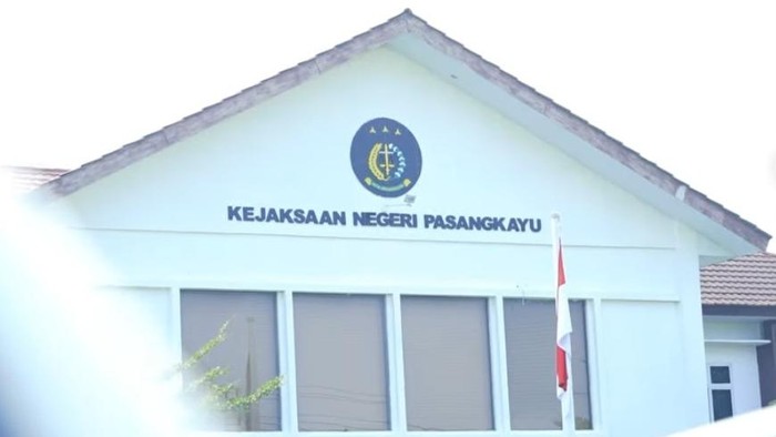 Kantor Kejari Pasangkayu, Sulawesi Barat.