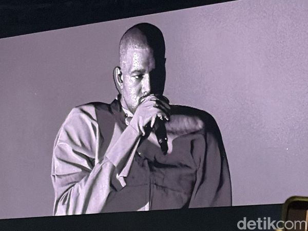 Sabtu Malam di Jakarta dalam Genggaman Kanye West