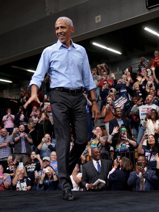 Obama Turun Gunung, Dukung Kandidat Demokrat di Detroit