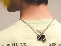 Brand Off-White Rilis Perhiasan Berlian, Padukan Gaya Mewah dan Streetwear