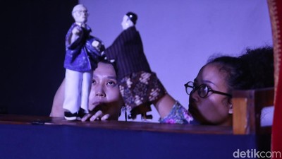 Penuh Cerita, Wayang Potehi Hidupkan Tradisi Tionghoa di Tanah Jawa