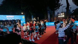 Hari Kedua JRF 2026, Pramono Bareng Zulhas Ikut Lari 10K